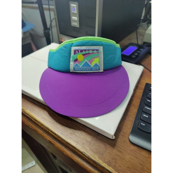 Bundle of 3 clip on visor caps - Picture 4 of 4